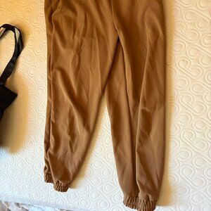 L Textured elastic pants